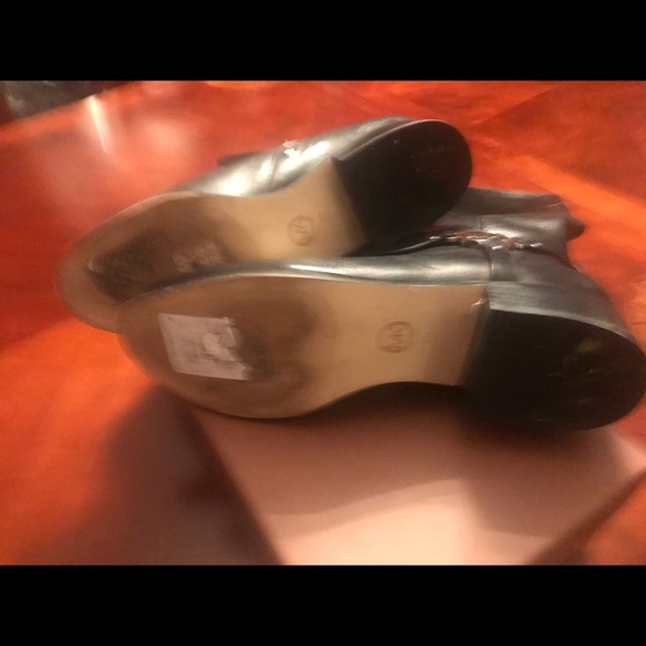 Authentic Michael Kors Tall Boots - Picture 4 of 4